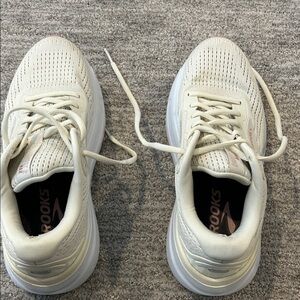 Brooks Off-White Ghost 2 Max